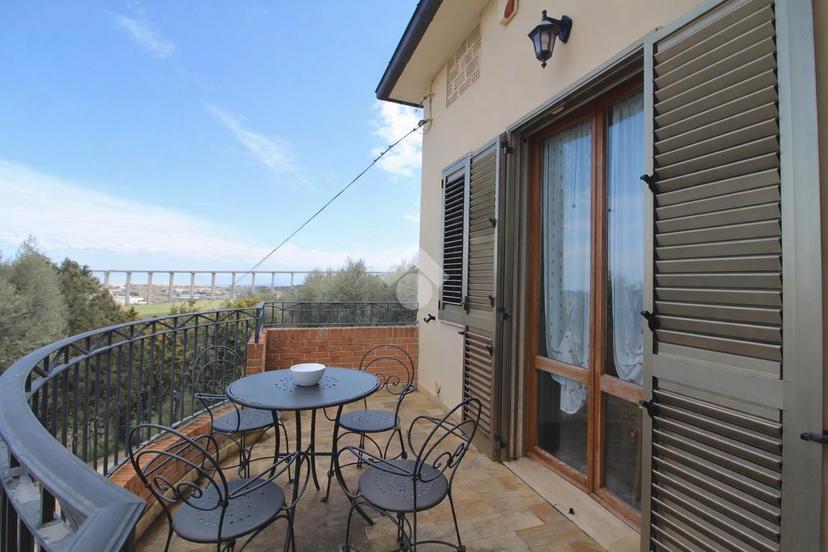Quadrilocale in C.da Tavoliere Borea 11, Mosciano Sant'Angelo — foto 4 di 5