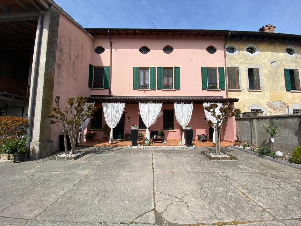 Casa indipendente in Via Dante 28, Dello