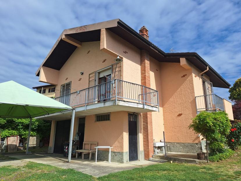 Villa in Via Fratelli Bandiera 28, Coniolo — foto 2 di 5