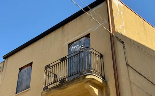 Terratetto unifamiliare in Via Pasquale Calvi 26, Castellammare del Golfo