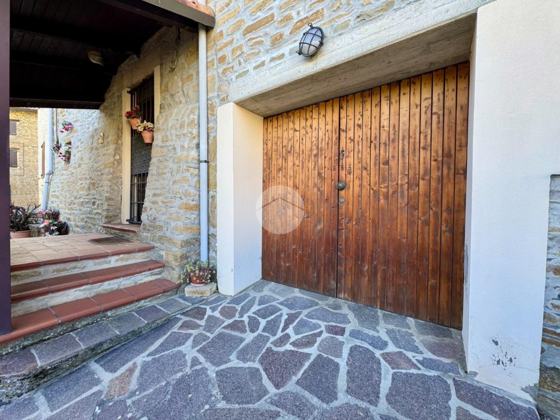Rustico in Str. Pineta 28, Neviano degli Arduini