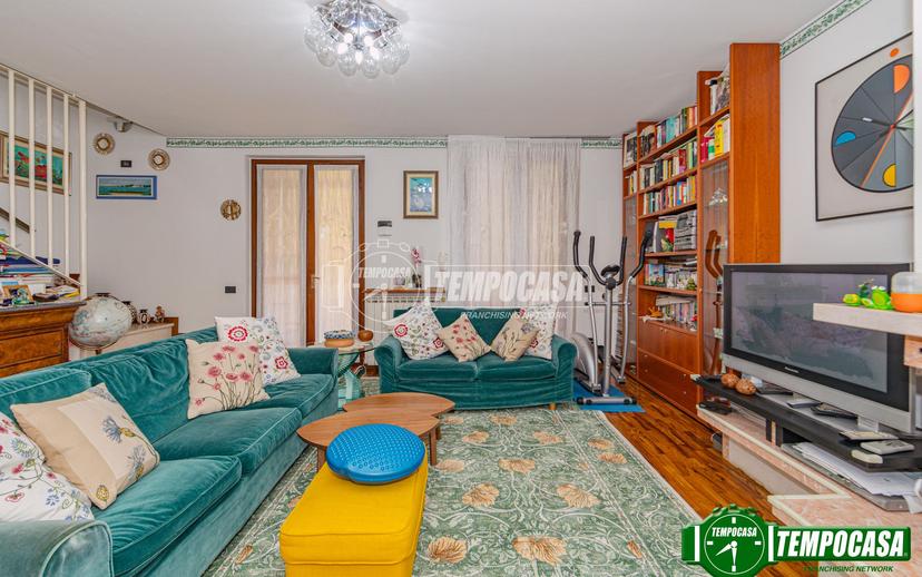 Villa in Via Villaggio Campagna, Torre d'Isola — foto 5 di 5