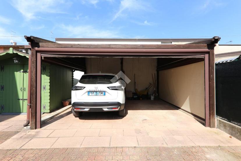 Villa in Via Solferino E San Martino 33, Roverbella — foto 4 di 5