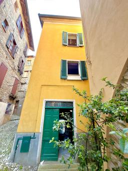 Appartamento in Piazza Statuto, San Sebastiano Curone
