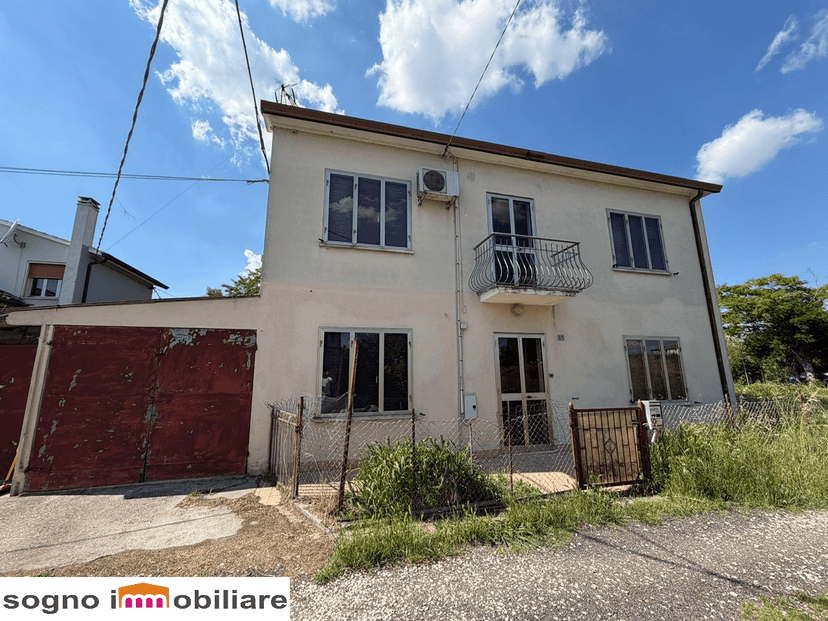 Casa indipendente in Via Orlando Scavazza, Giacciano con Baruchella — foto 3 di 5