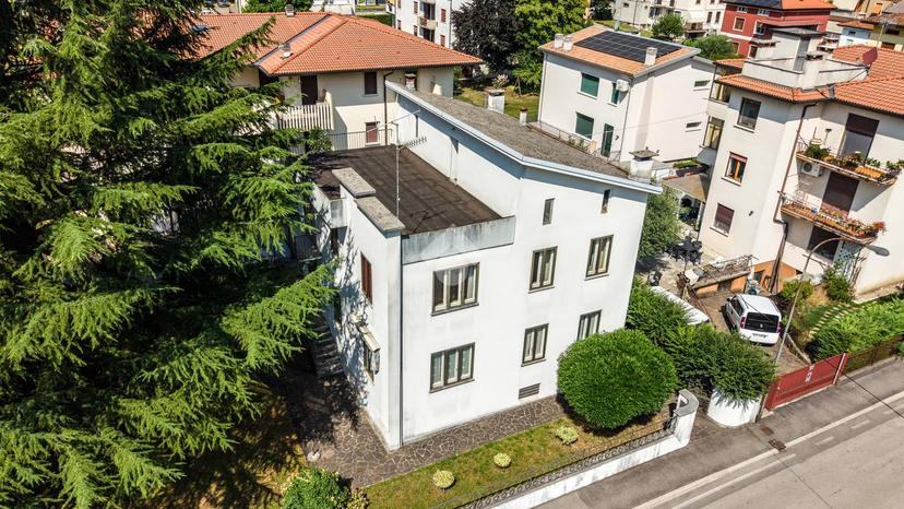 Villa in Via a. Meucci 12, Valdagno — foto 5 di 5