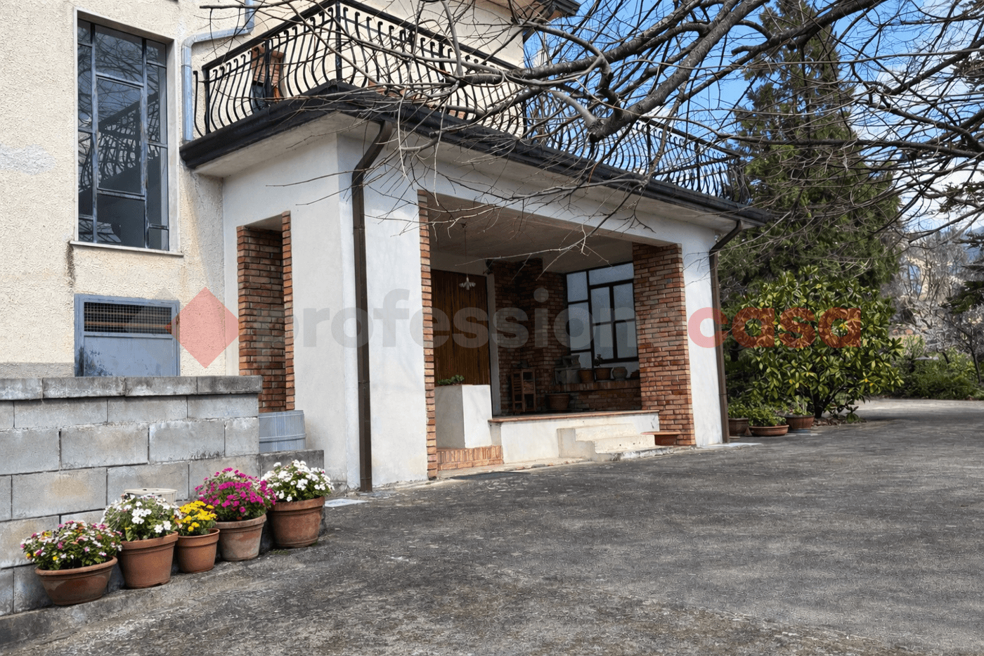 Villa in Strada Regionale 155 37, Alatri