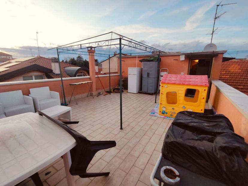 Casa indipendente in Via Portiola, Uboldo — foto 3 di 5