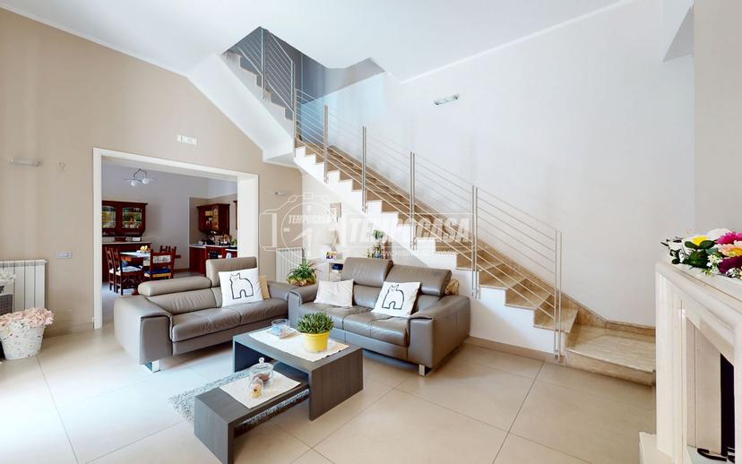 Casa indipendente in Via Bovio 5, Lusciano — foto 4 di 5