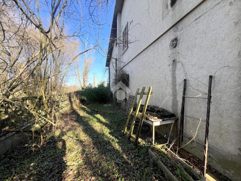 Villa in Via Sp2 7, Casalromano — foto 3 di 5