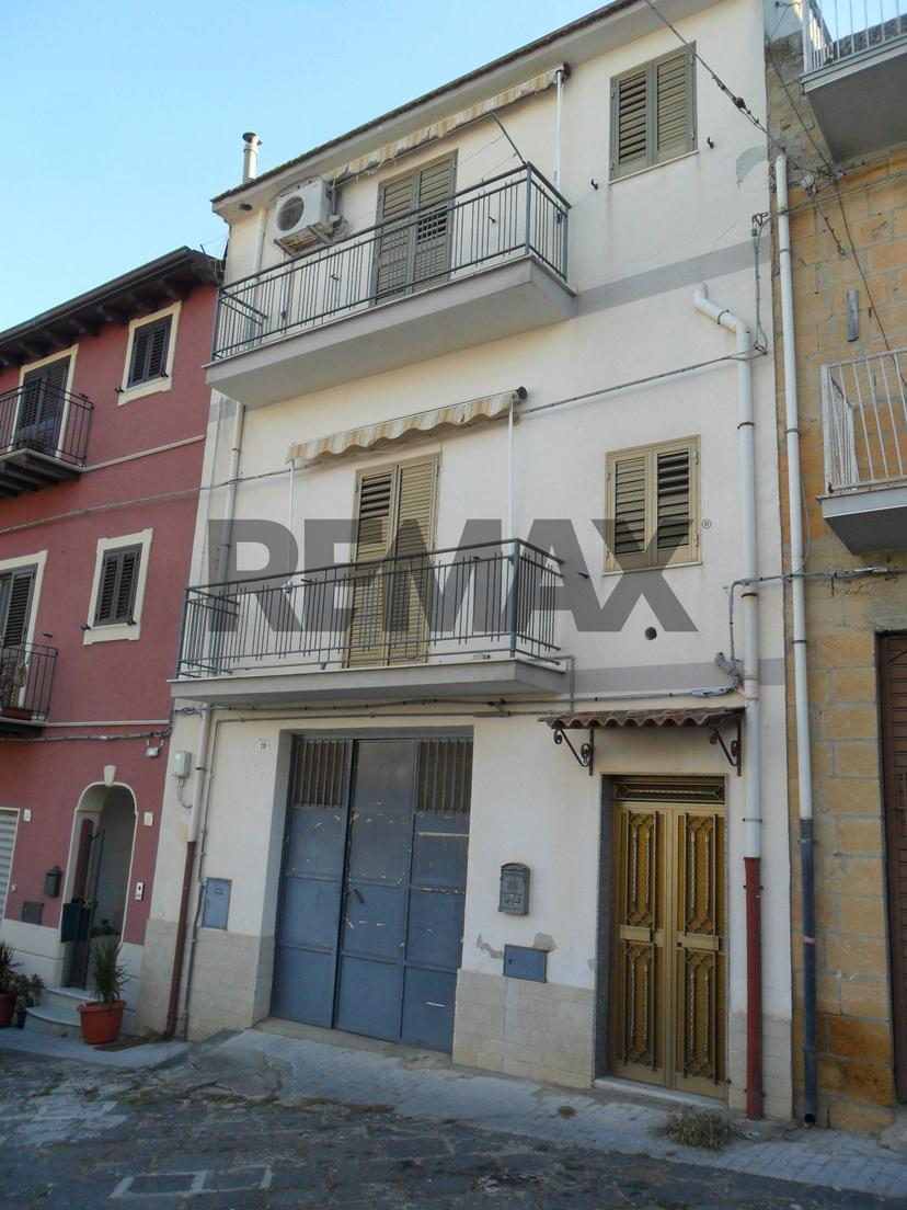 Casa indipendente in Via Sicilia 8-10, Pietraperzia — foto 4 di 5