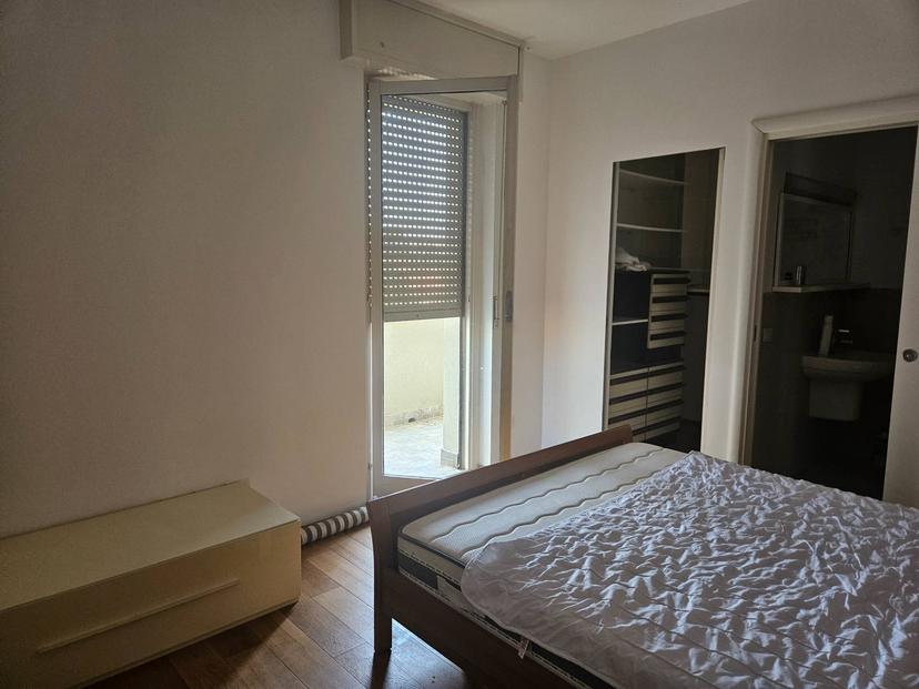 Trilocale in Via Santini 48, Parabiago — foto 2 di 5
