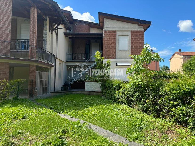 Quadrilocale in Via Fratelli Rusconi 9/a, Vigolzone — foto 3 di 5