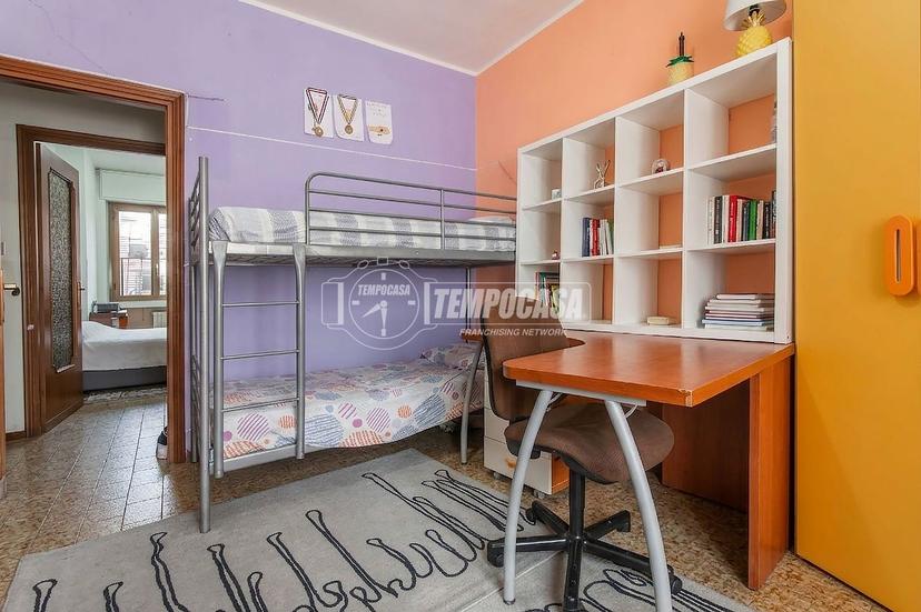 Trilocale in Via Giuseppe Garibaldi 3, Gorla Maggiore — foto 2 di 5