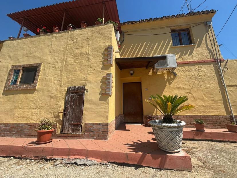 Casa indipendente in Via Senna, 25, Montesilvano — foto 4 di 5