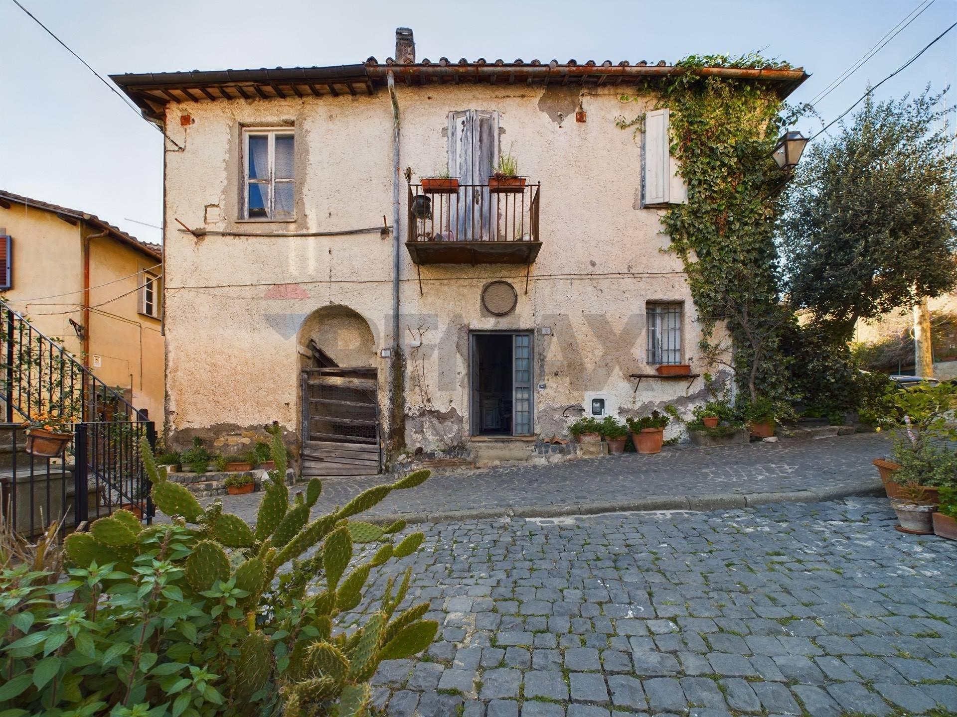 Appartamento, Formello