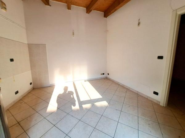 Bilocale in Via Barge 6, Paesana — foto 2 di 5