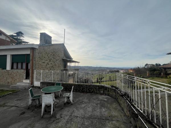 Villa in Corso della Libertà, Canelli