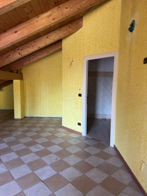 Bilocale in Via Alba, Monticello d'Alba — foto 4 di 5