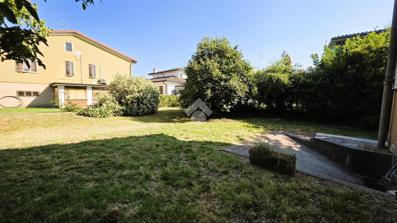 Villa in Via Chiesa San Silvestro 33, Curtatone