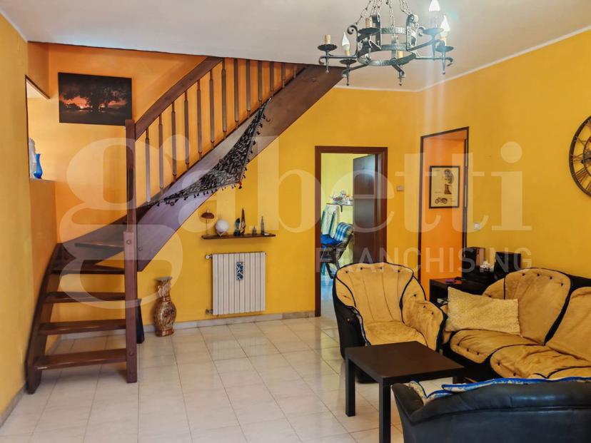 Trilocale in Via Filignano 32, Pozzilli — foto 2 di 5