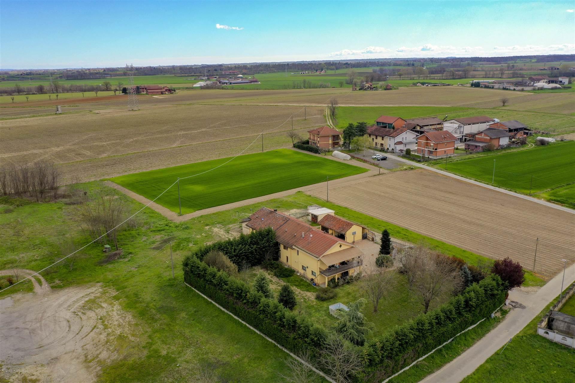 Rustico in Via Poirino, Carmagnola