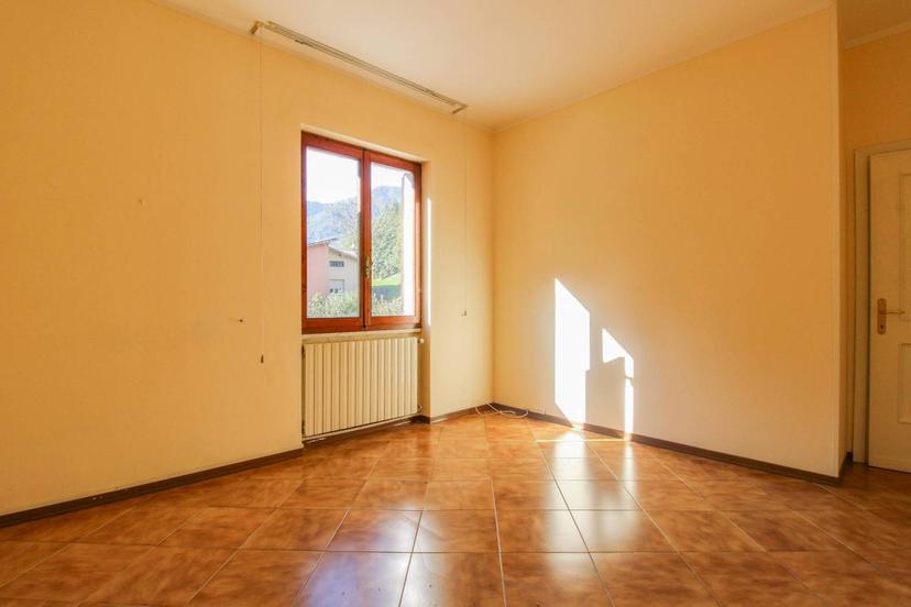 Trilocale in Via Edmondo De Amicis 122, Gardone Val Trompia — foto 4 di 5