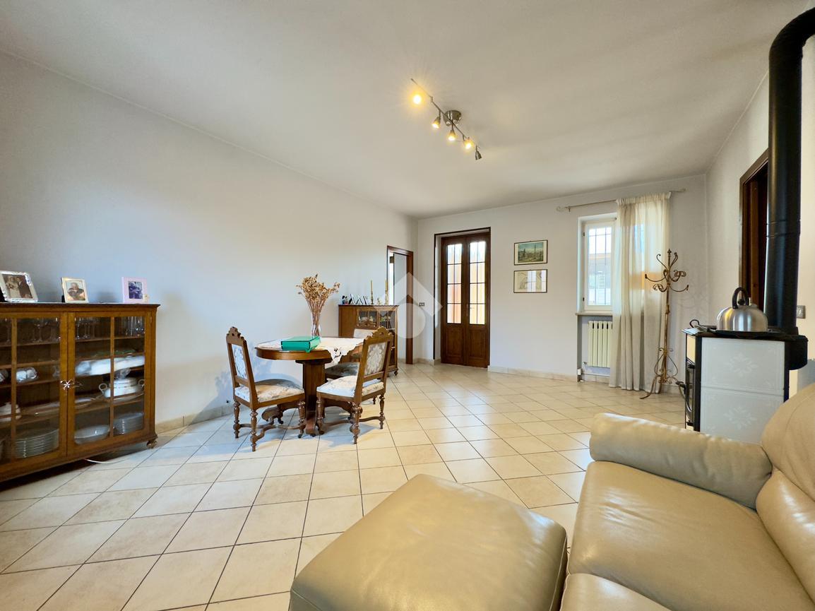 Casa indipendente in Via Donati 16, Capergnanica