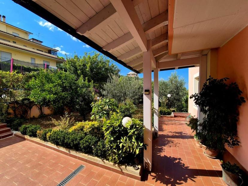 Villa a schiera in Via Santa Chiara 93, Bucchianico — foto 2 di 5