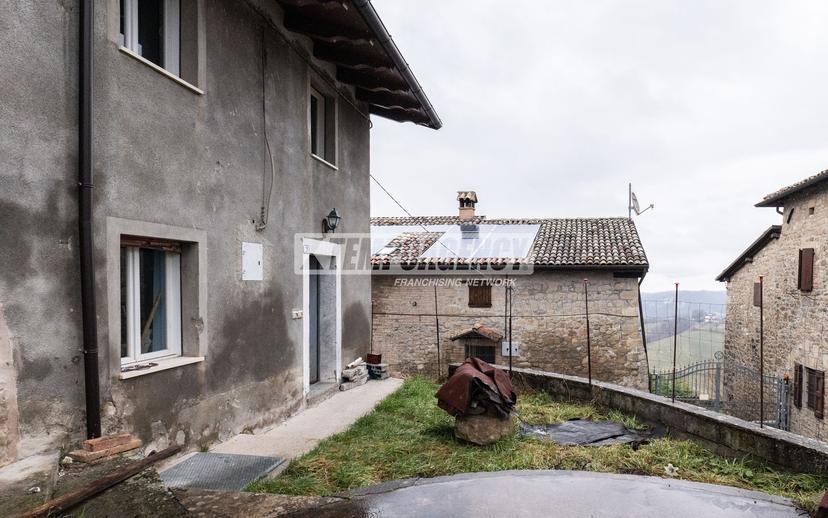 Quadrilocale in Via Casa Parenti, Pavullo nel Frignano — foto 5 di 5