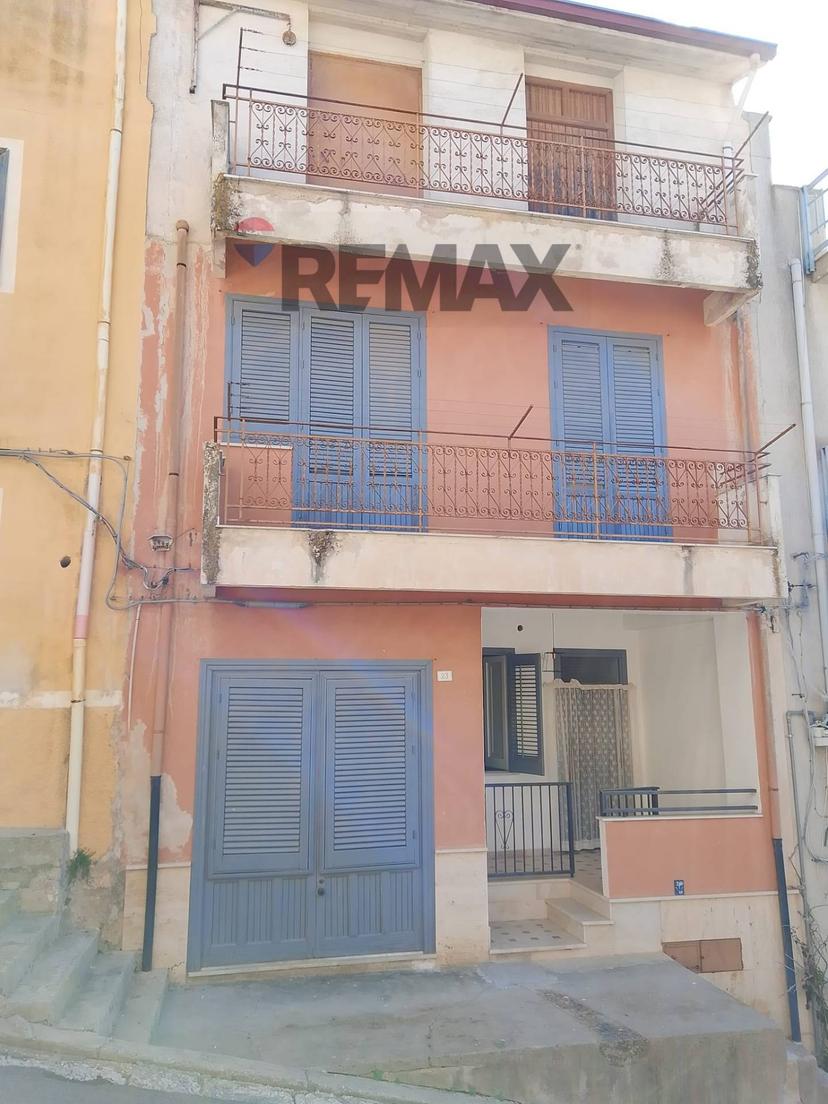 Casa indipendente in Via Bonura 25, Camporeale — foto 3 di 5
