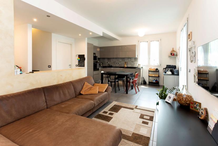 Villa bifamiliare in Via Milanese  24, Alserio