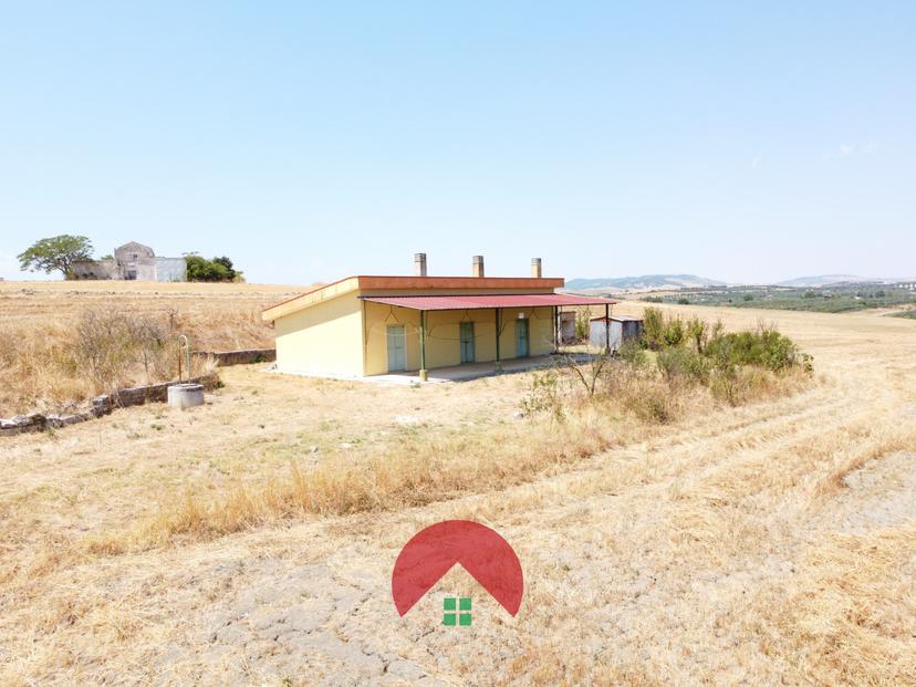 Casa indipendente in C.da Due Gravine, Matera