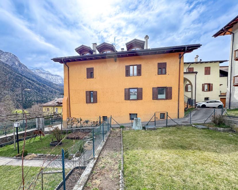 Appartamento in Via Francesco Antonio Berera 28, Dimaro Folgarida — foto 2 di 5