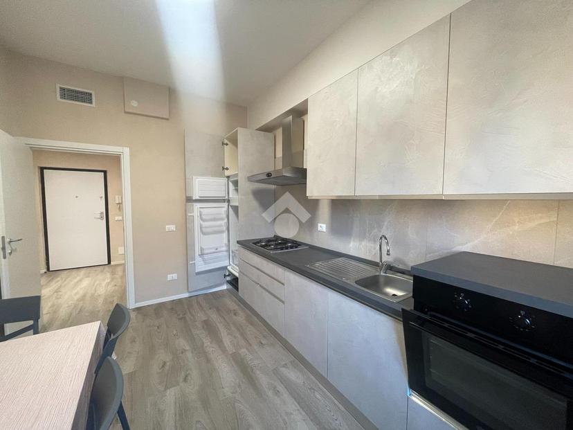 Quadrilocale in Via Gino Bozzini 06, Verona — foto 5 di 5