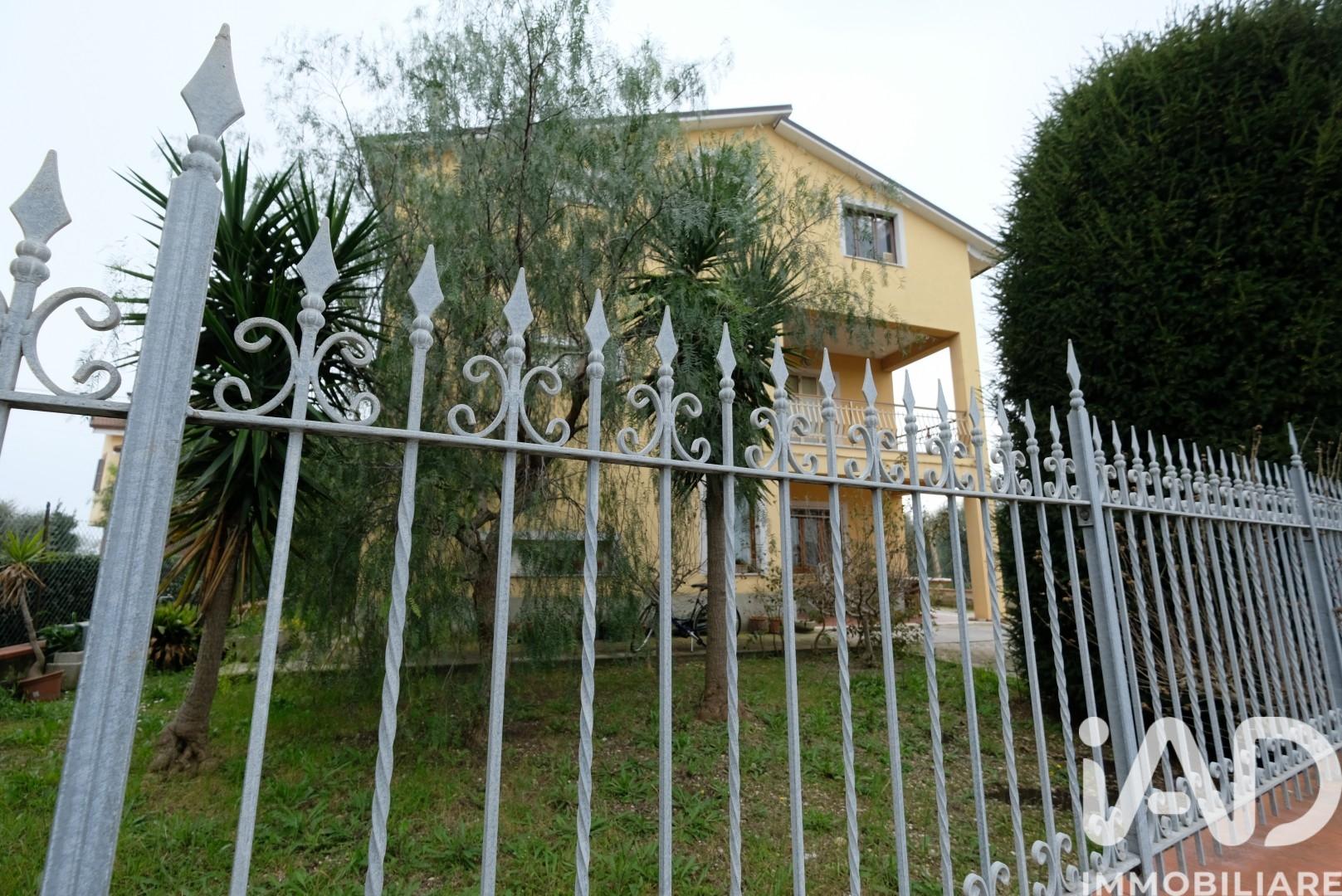 Villa in Via Paludi 320, Fermo