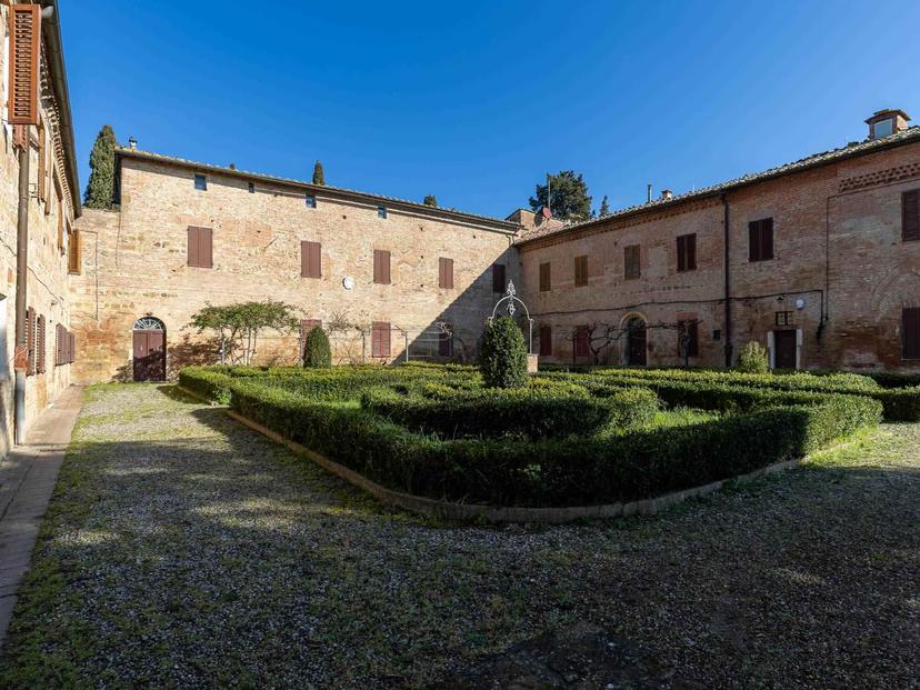 Casale, Siena — foto 4 di 5