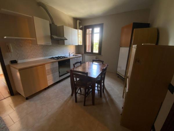 Bilocale in Via, Luzzara — foto 3 di 5