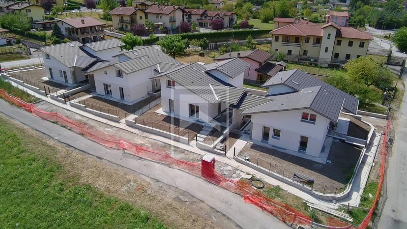 Villa in Via Segore, Idro — foto 2 di 5