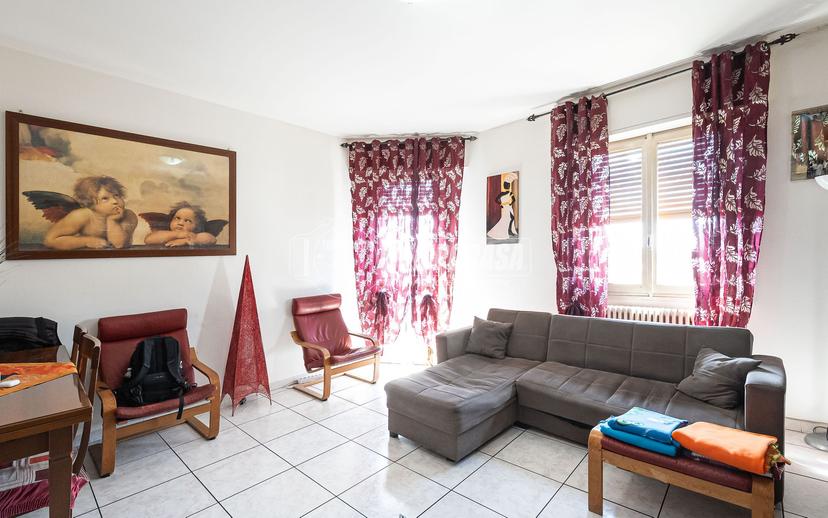 Trilocale in Via Luigi Cadorna 13, Carugo — foto 2 di 5