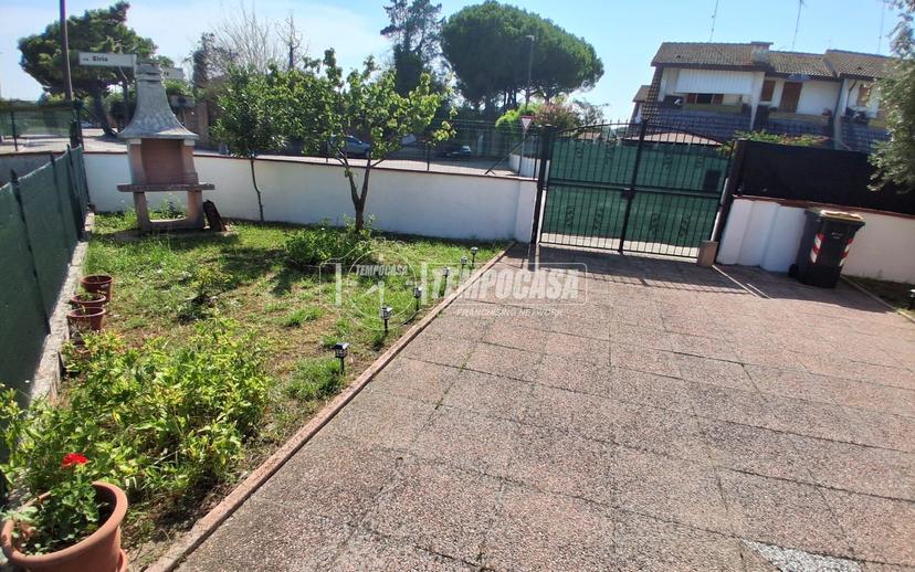 Casa indipendente in Via Venere, Lido di Pomposa 2, Comacchio — foto 3 di 5