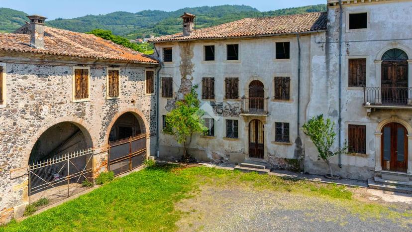 Casa indipendente in Via Danesi di Sotto 8, Montecchia di Crosara — foto 2 di 5