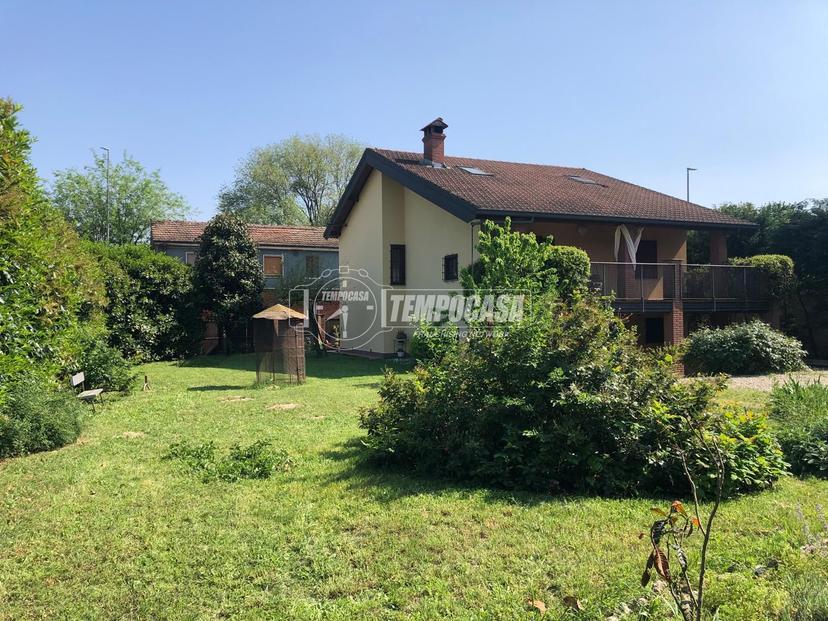 Casa indipendente in Via Cà Bassa, Madonna delle Bozzole 53, Garlasco — foto 2 di 5