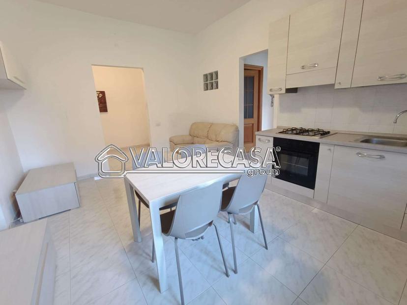 Bilocale in Via Torregrotta, Roma