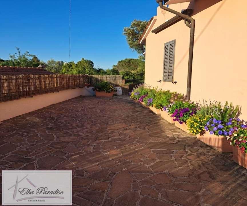 Porzione di villa, Capoliveri