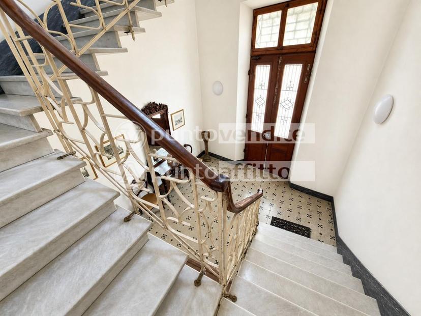 Appartamento in Giuseppe Giusti 55100, Lucca