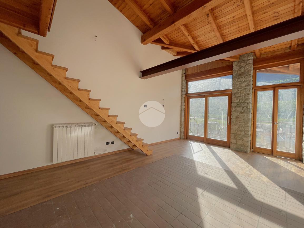 Trilocale in Via Miravalle 13, Malonno