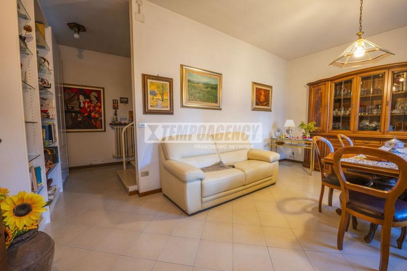 Casa indipendente in Viale Niccolai, Corridonia — foto 3 di 5