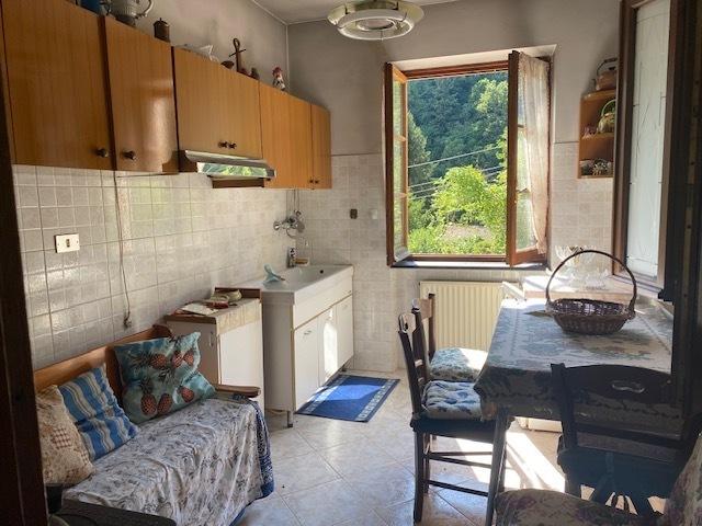 Casa indipendente in Via Maurizio Caranza 44, Varese Ligure — foto 2 di 5