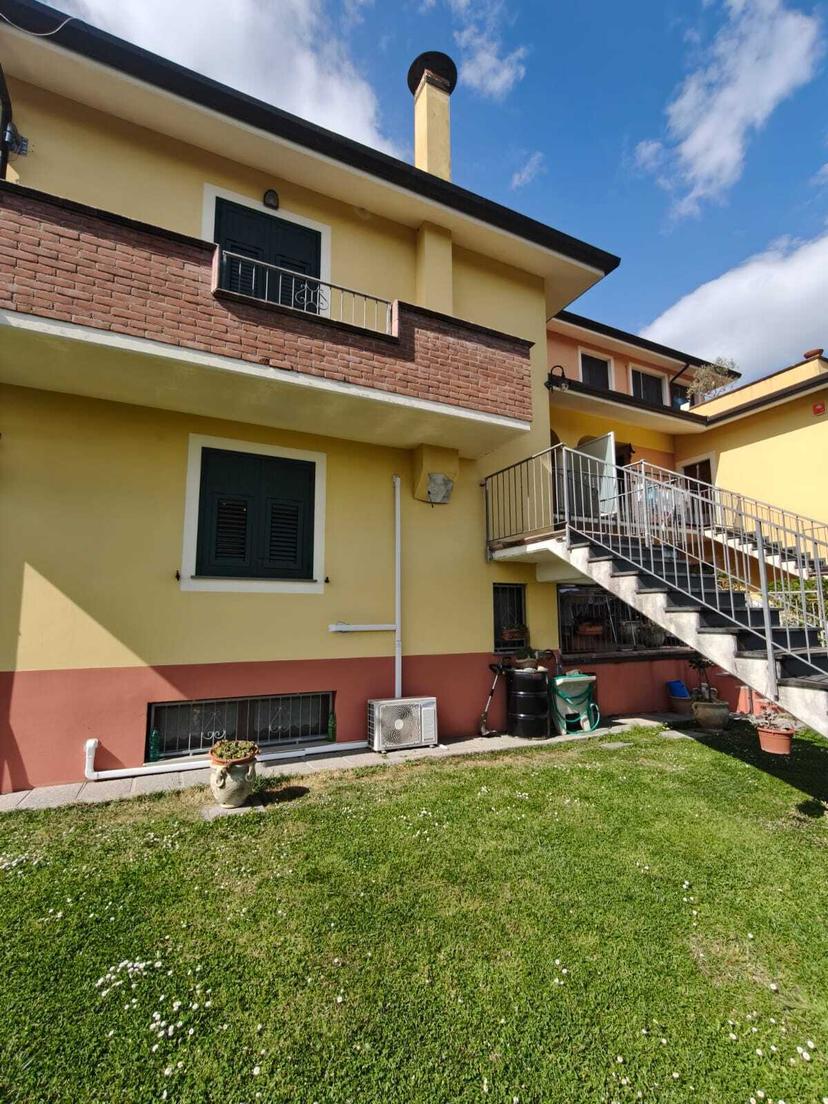 Villa a schiera, Aulla — foto 5 di 5